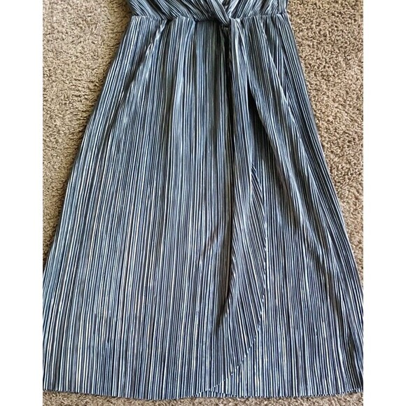 Vila Clothes Evening Dress Size 38 6/8 Metàllic Silver Tulip Wrap Crinkled Sheer - Picture 7 of 10